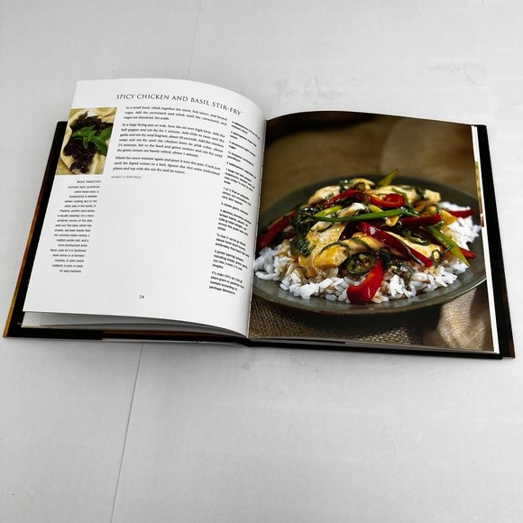 SOLD✨2/$30,3/$40✨ Williams-Sonoma Cook Book Collection Hard Cover "CHICKEN" - Picture 6 of 10